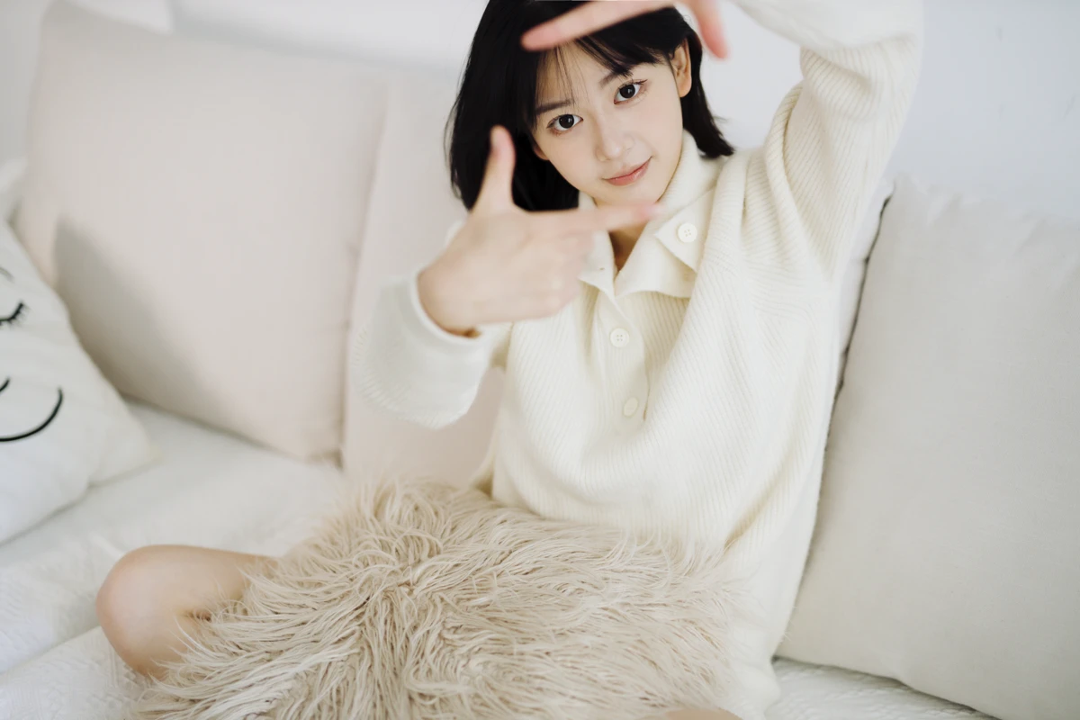 [YITUYU] 2023.02.01 Vol.2940 Alone Room angel#[40P]-13